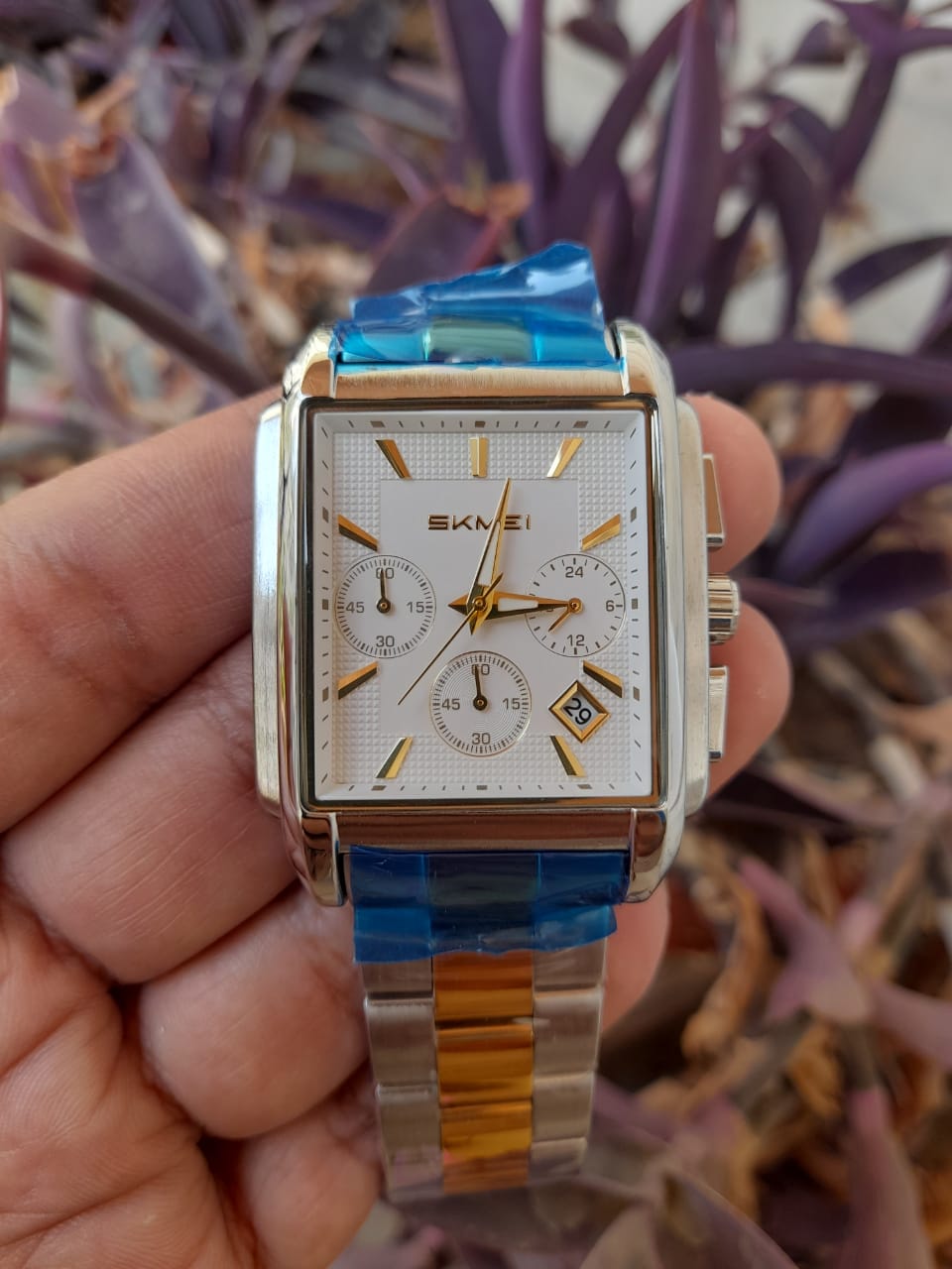 IMG-20250304-WA0106 SKMEI Original Chronograph Watch – Premium Stainless Steel Design - Image 4